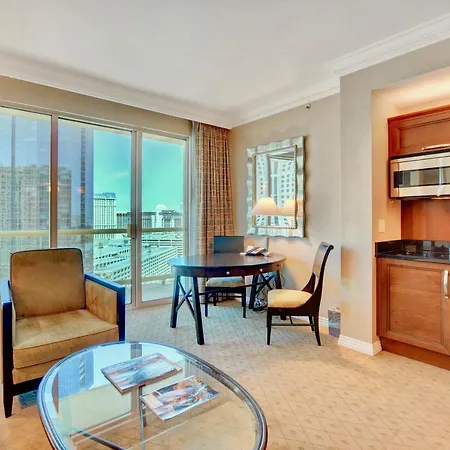 Strip View Balcony Suites - No Resort Fee ! Las Vegas Esterno foto